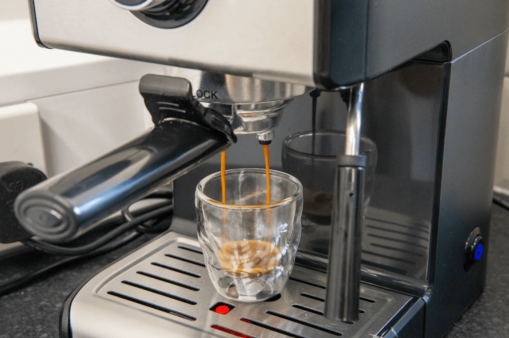 Espresso Machine Brewing Espresso